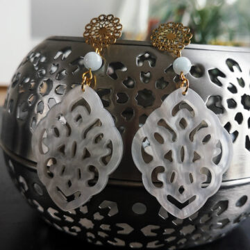 ohrring-gold-resin-weiss-morganit1