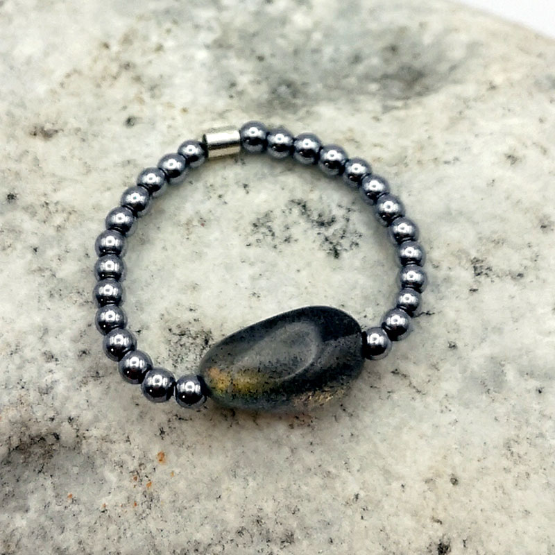 ring_labradorit_hämatit3