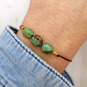 Armband mit Ziehverschluss und drei afrikanischen tuerkis