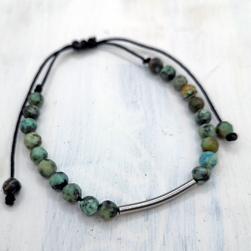 armband mit türkis und Roehrchen aus Edelstahl und mit Ziehverschluss